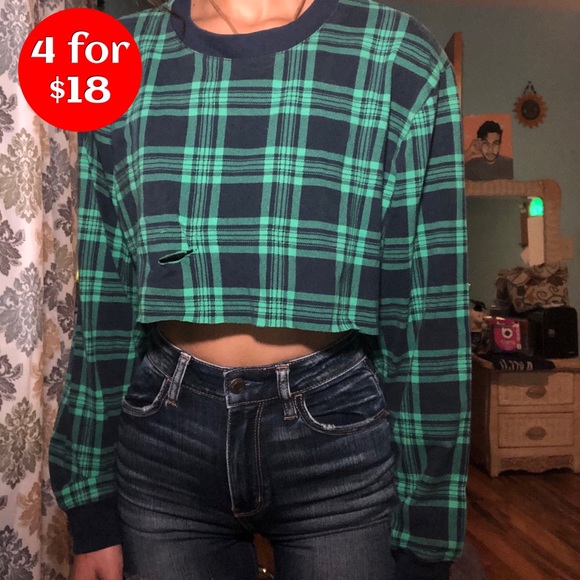 Southern Lady Plaid Raw Hemmed Crop Top - Picture 1 of 7